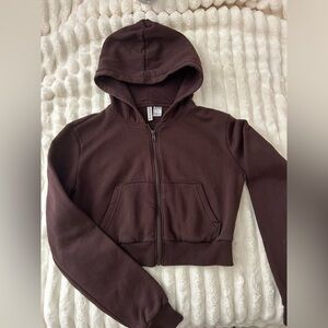 H&M Cropped Dark Brown Hoodie with Zipper